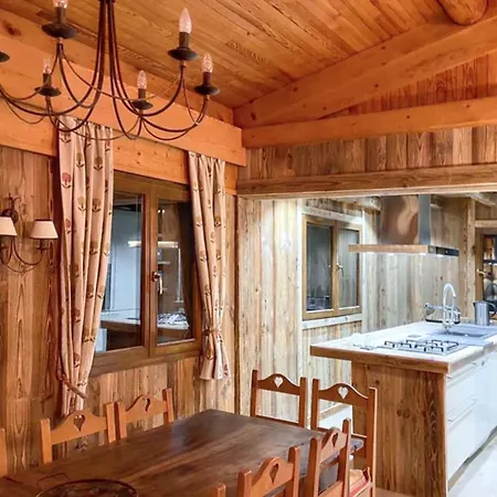 Spacieux Avec Vue Sur Montagne A 3 Sdb Terrasse Chalet